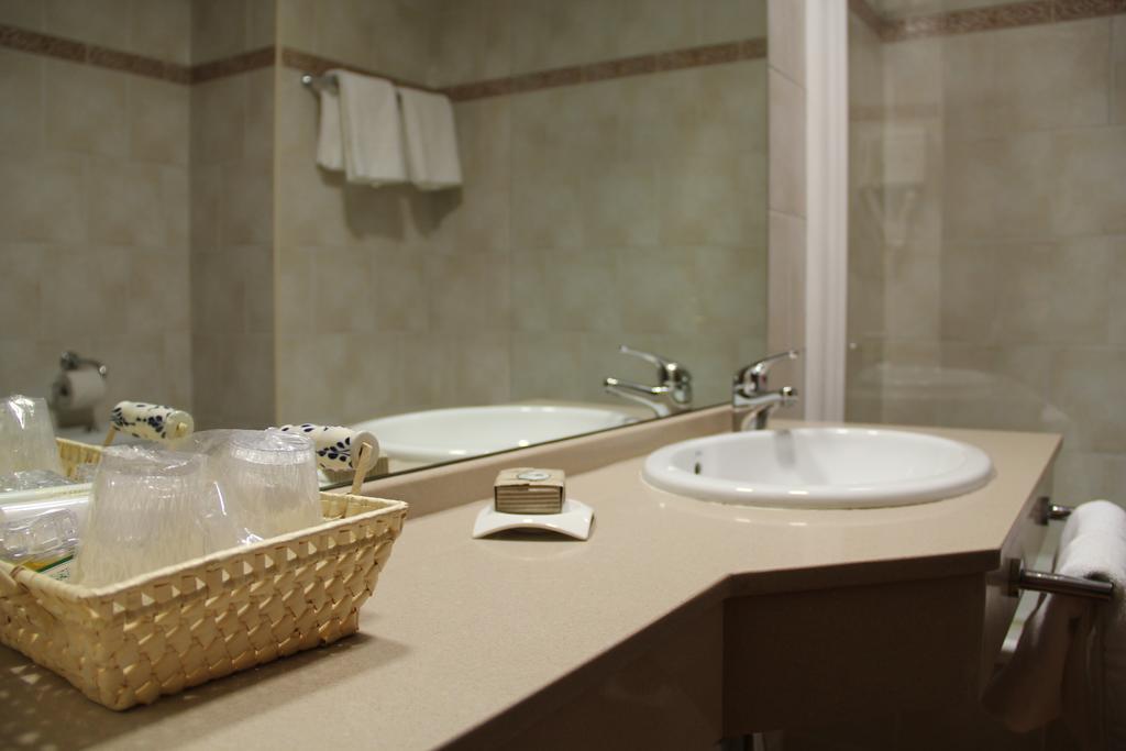 Hotel Rantiner Estación Chambre photo